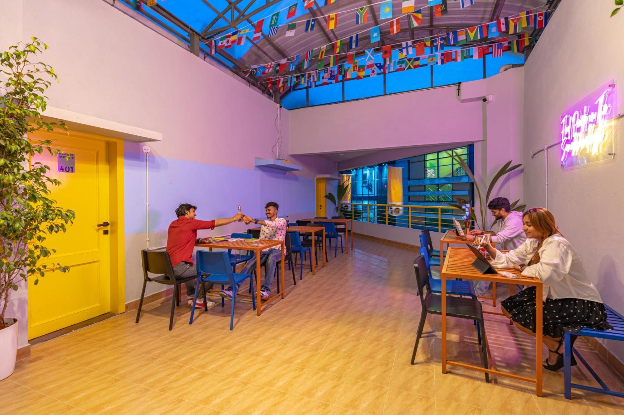The Hosteller Bangalore, Koramangala Exterior foto