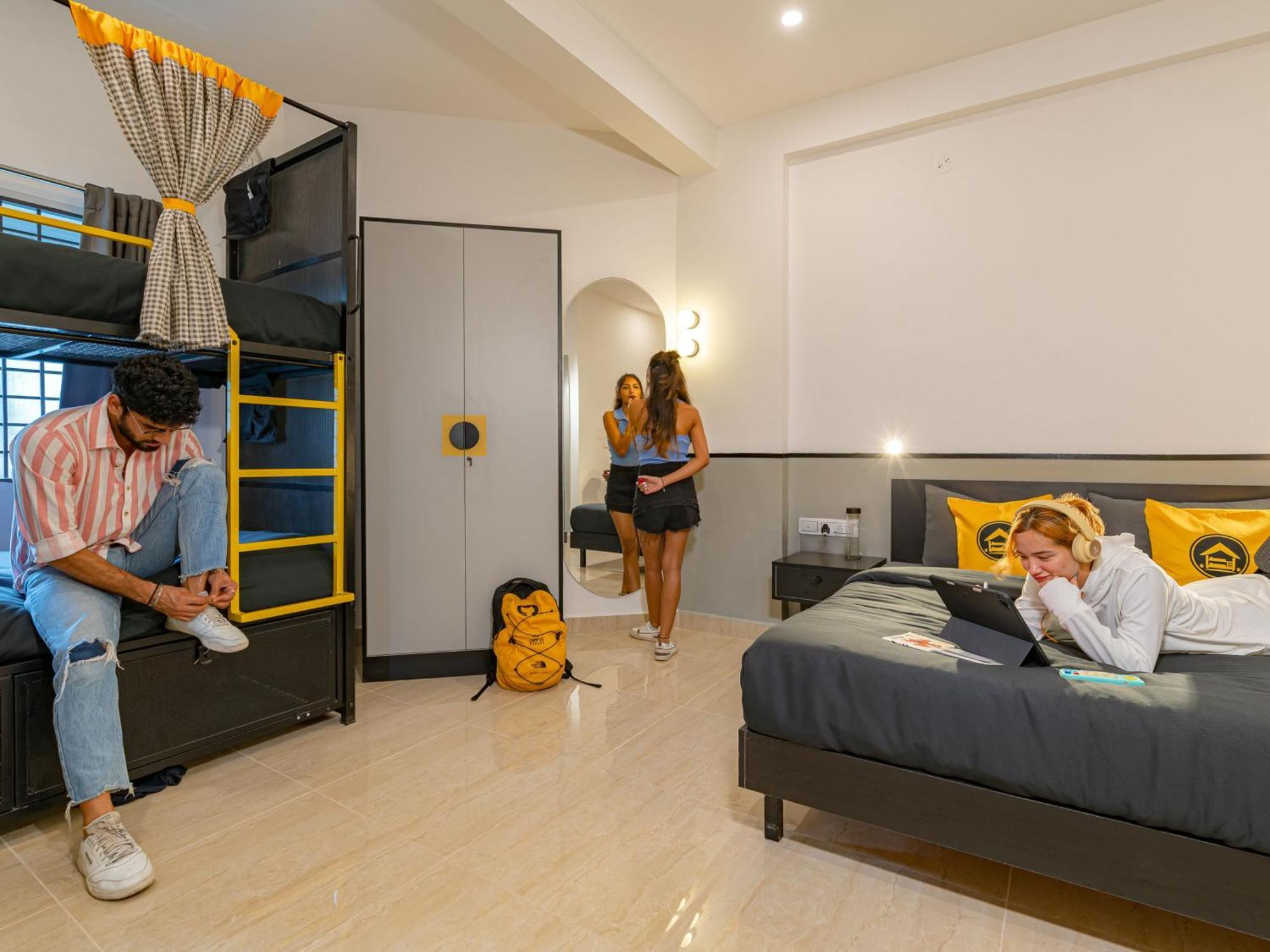 The Hosteller Bangalore, Koramangala Exterior foto